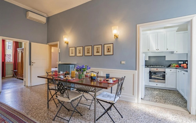 Ca' Grassi 1 Venetian Apartment