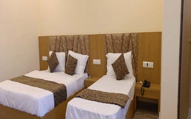 Hotel Fun Park Sanand