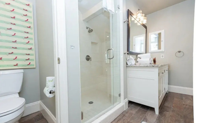 215 Spring Avenue 5 Bedroom Home by RedAwning