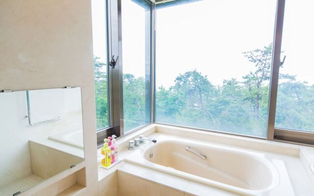 Suzu Beach Hotel