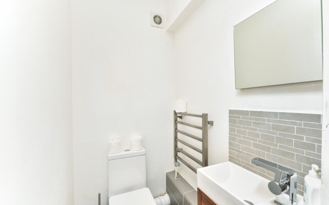 NEW Gorgeous 4 Bedroom Flat Muswell Hill Broadway