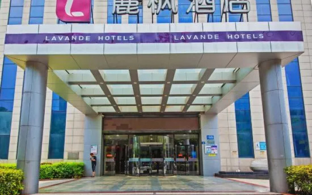 Lavande Hotel Wuhan Wujiashan 5th Ring Sports Center