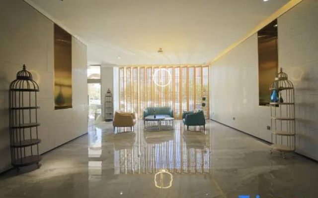 Starway Hotel Kunming Dianchi Aegean