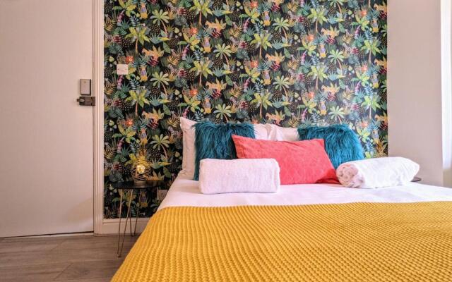 INNit Rooms - SaltWater Guest House