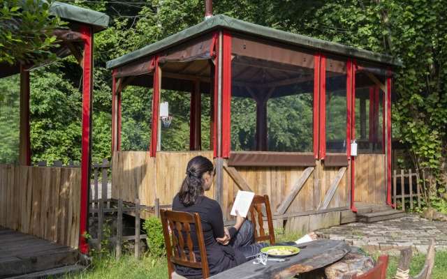 Yesil Dus Vadisi Bungalow Restoran