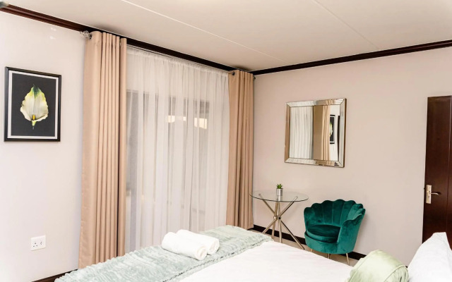 Moonpopson Luxury Apartments, Fourways, Sandton