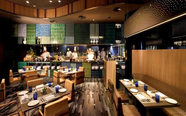 Crowne Plaza Changi Airport by IHG