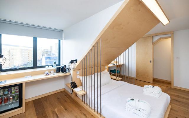 Limehouse Library Hotel
