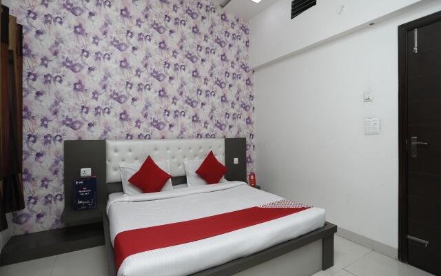 OYO Flagship 14584 Hotel Mangalam Inn