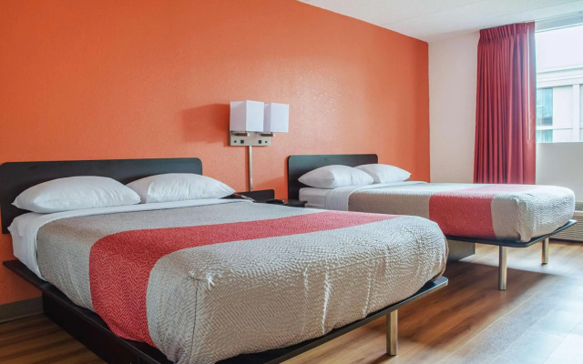 Motel 6 Brockton, MA