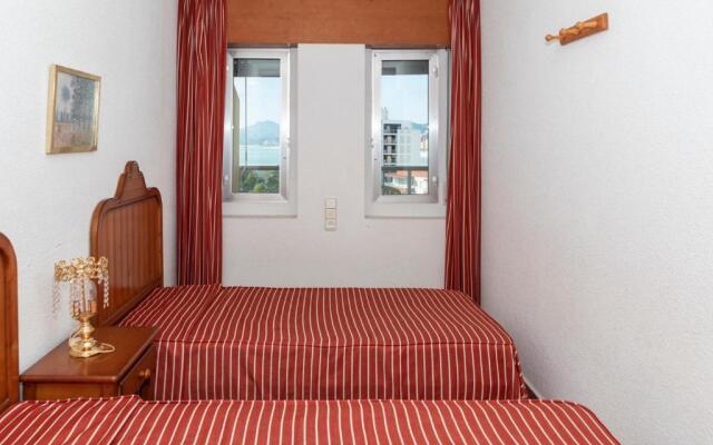 Florazar 2, Viii-8-B