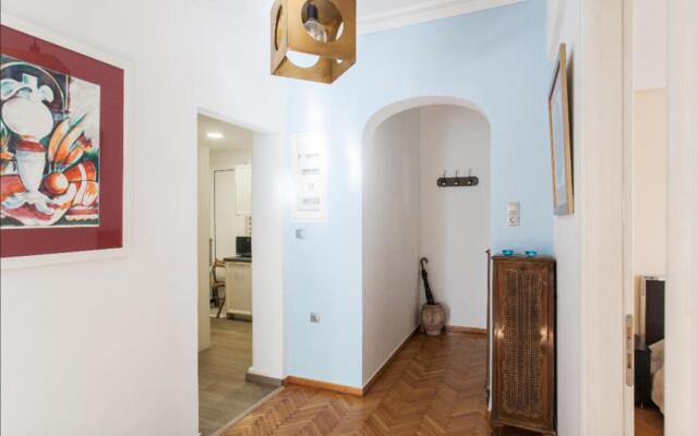 Beautiful Apartment at Plaka