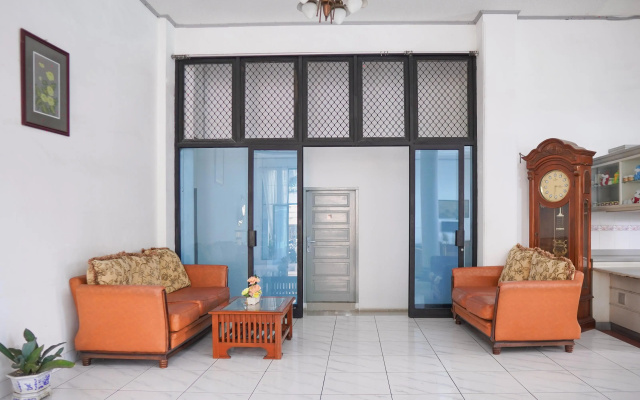 Collection O near Universitas Negeri Padang formerly Hotel Amra – Guest Rooms – Padang