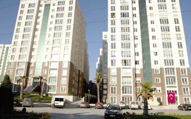 Safe Secure 3 bedroom top floor flat