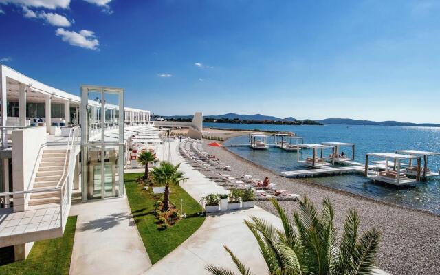 Lovely Villa in Debeljak with Heated Private Pool