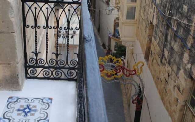 Santa Marija House
