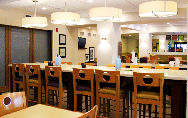 Hampton by Hilton Chihuahua