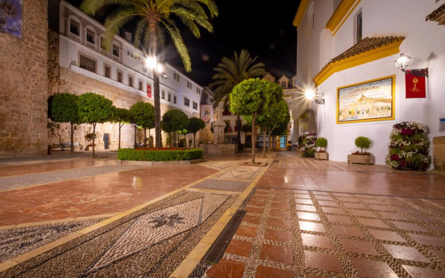 Iris Tropical Garden Banús Suite Apartment