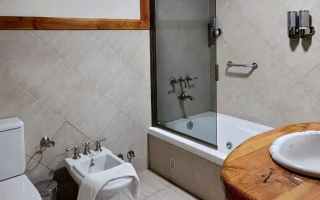 Costa Serena Aparts & Spa