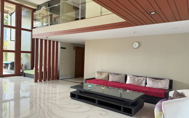 Studio with washer and WiFi in Rawai