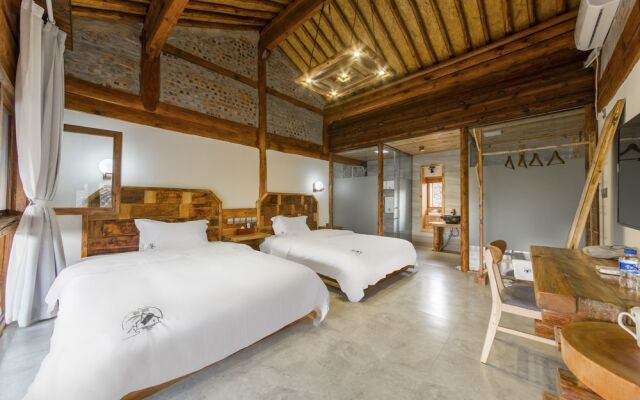Vienna Hotel (Qujing Railway Station)