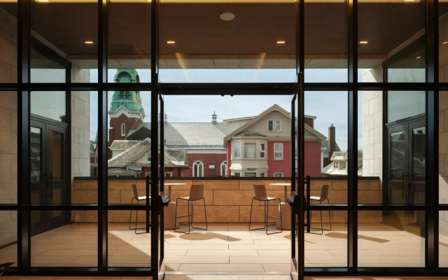 AC Hotel Burlington