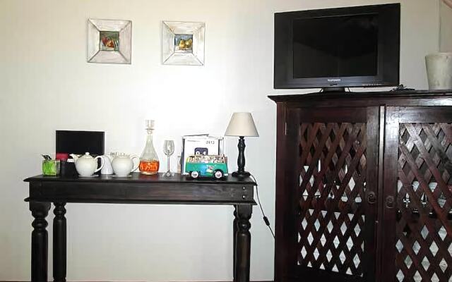 Calico Guest House