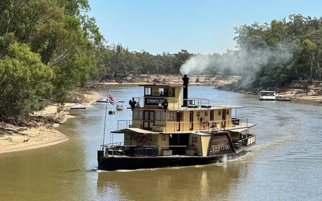 Murray River Resort