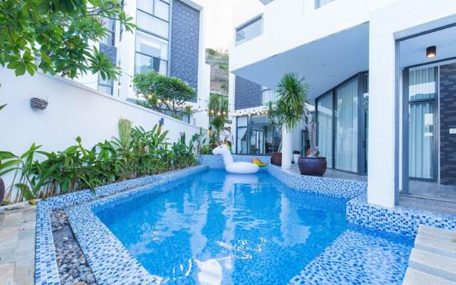 Villa Royal 2