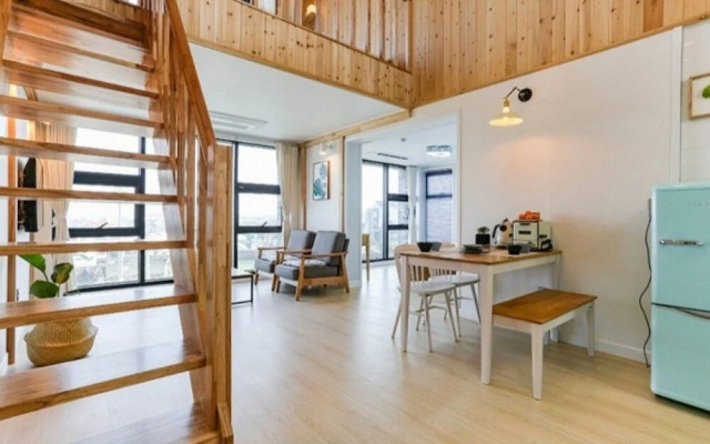 Woljeong Hill Pension