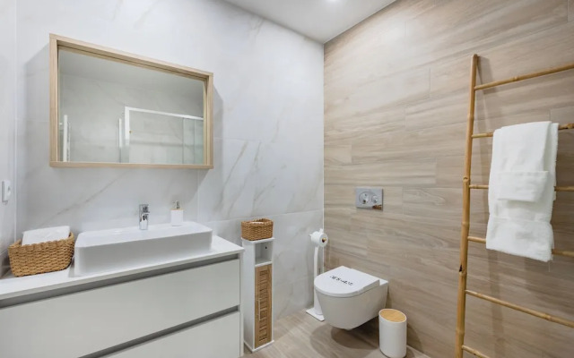 The Pine Flat with Pool at Furadouro