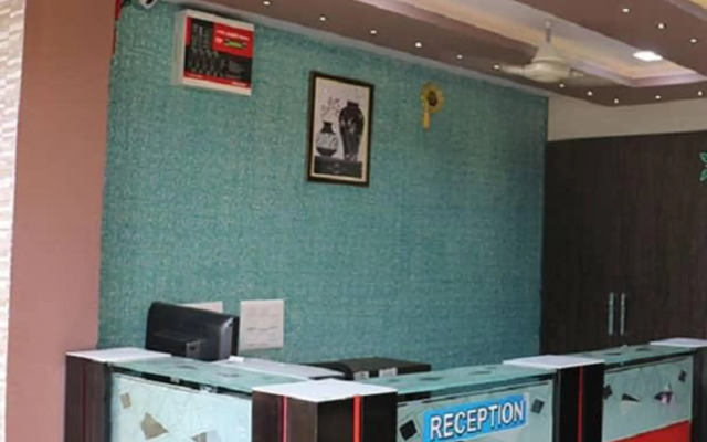 Golden Paying Guest House