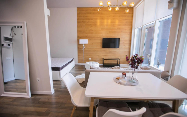 Апартаменти з сучасним ремонтом, вул. Проспект Чорновола 16є