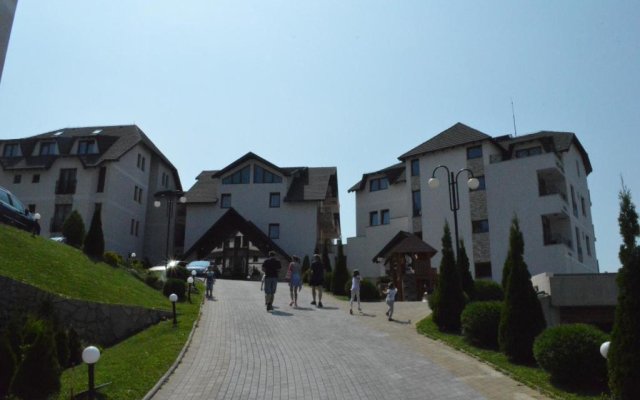 Milmari Resort - Apartman L43