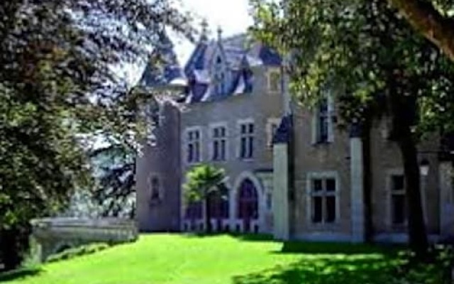Le 37