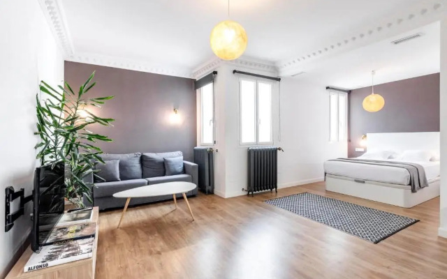 Alfonso Apartments