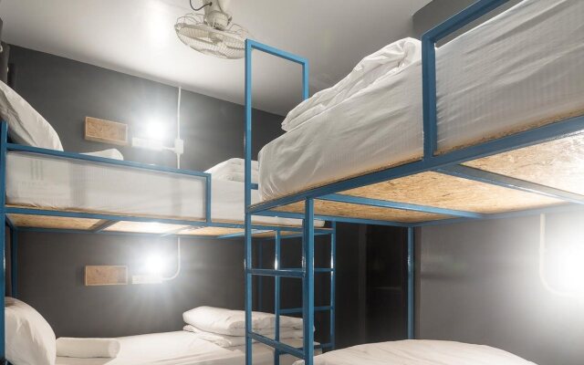 Bed Hostel