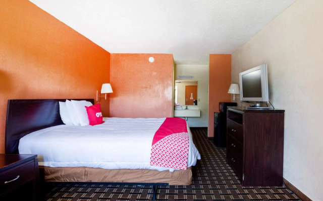OYO Hotel Pensacola I-10 & Hwy 29