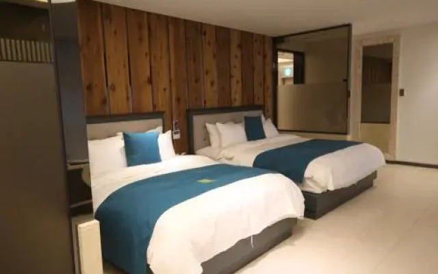 Daegu Hyeoksindosi JB Tourist Hotel