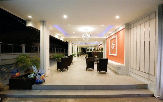 Hua Hin White Villa