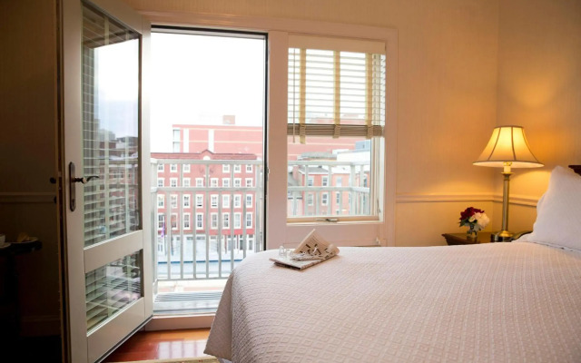 Penn's View Hotel