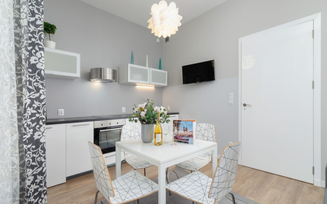 Kraków Apartment Łobzowska by Renters