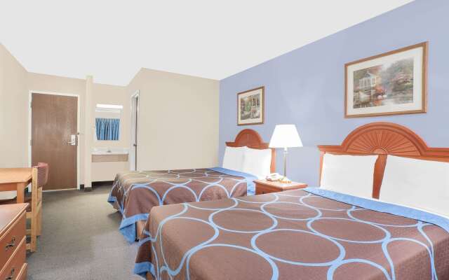 Super 8 by Wyndham Middletown