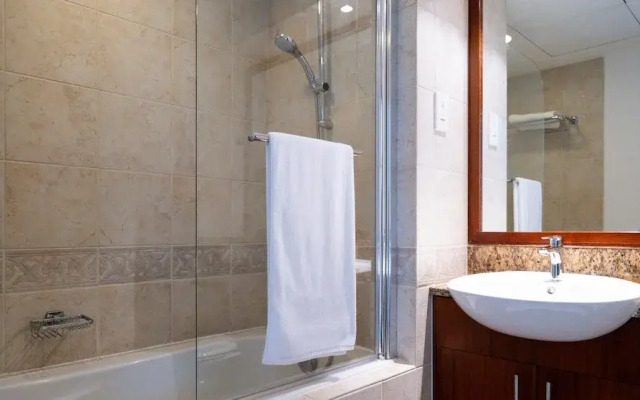 Marina View Towers by LUX Holiday Home