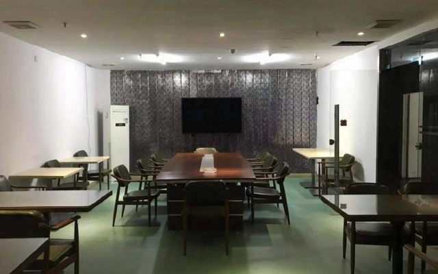Pebble Motel (Pengtai Department Store Shopping Center)