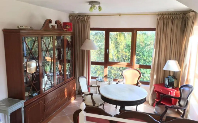 La Casa en el Camino