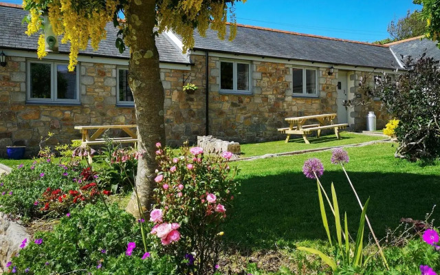 Oak Barn