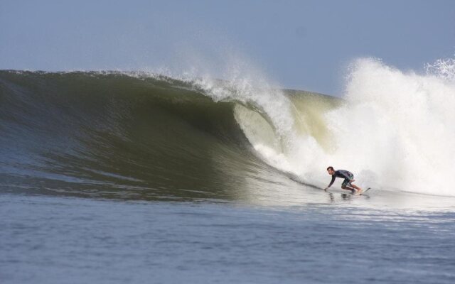 Azul Surf Club