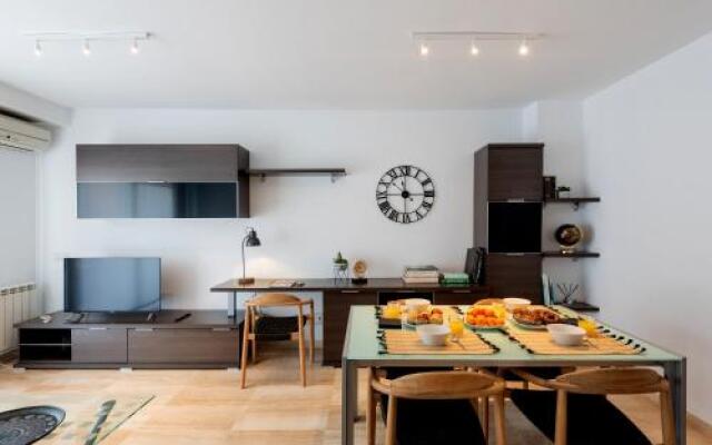 Petit Luxe Ègara