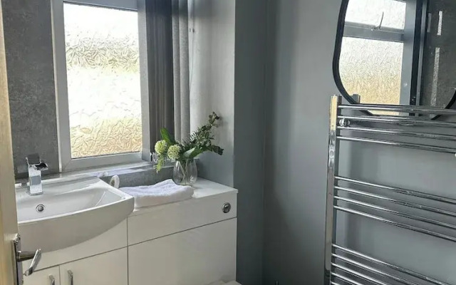 Sark Drive Serenity-cosy 3BR House in Birmingham